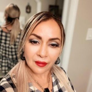 Meet your Posher, Maribel